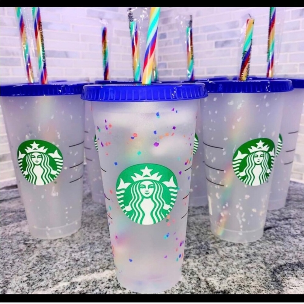 🎉🥳5 Starbucks confetti cups
